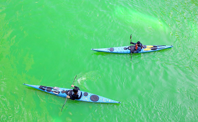 Kayaking on Chicago River